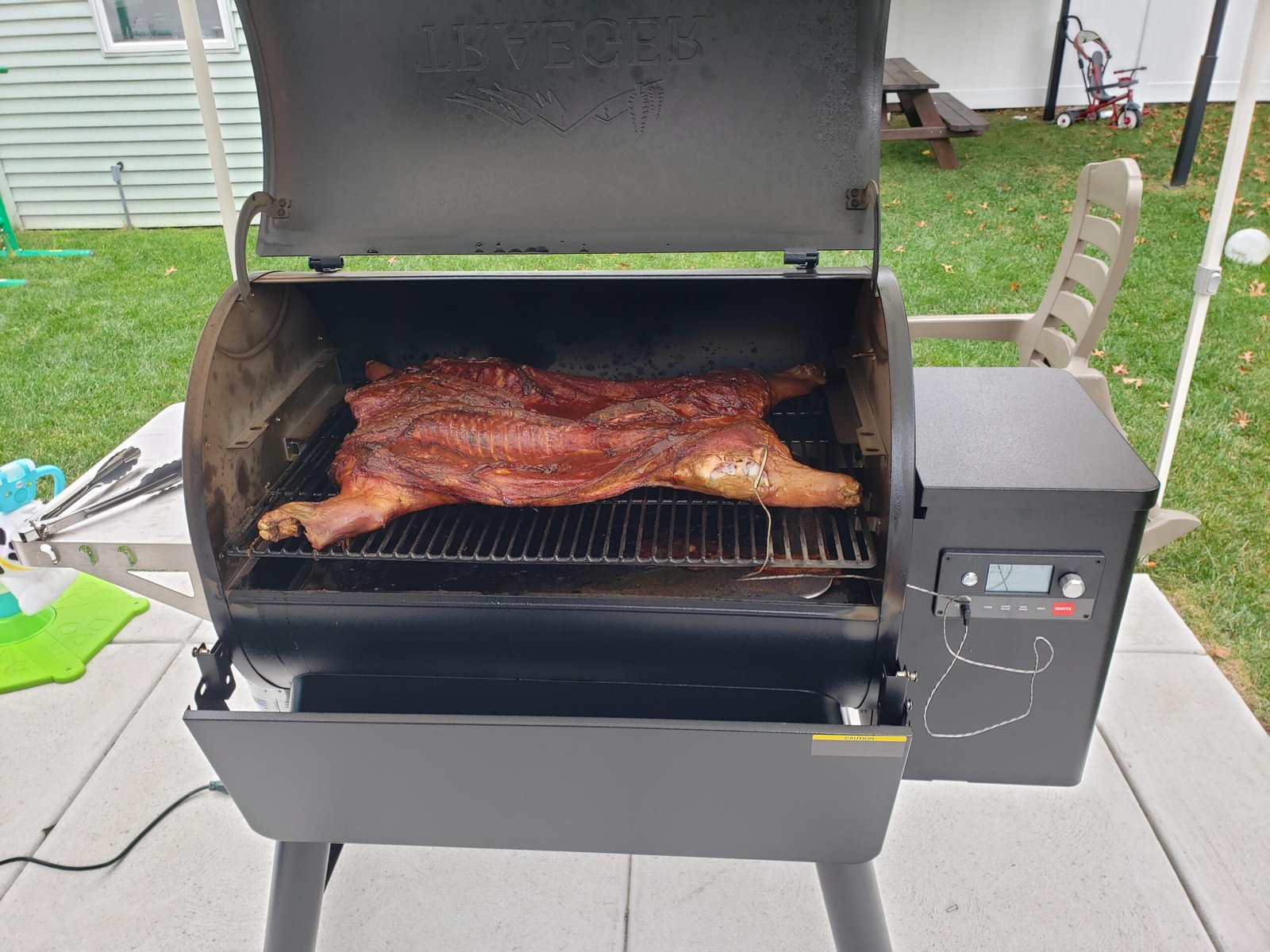Traeger Ironwood 885 smoker hire in Dorset and Hampshire